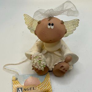 Angel Cheeks Kirk's Kritters 2001 Bride In Veil W Bouquet Wedding Figurine